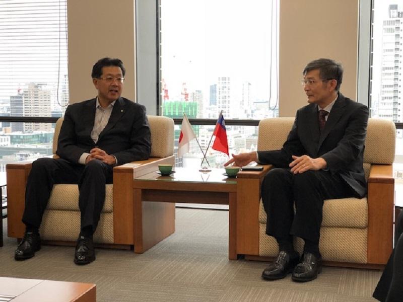 1.蘇処長(右)、大西副市長(左)