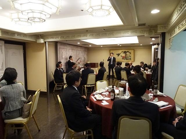 懇親会場の様子