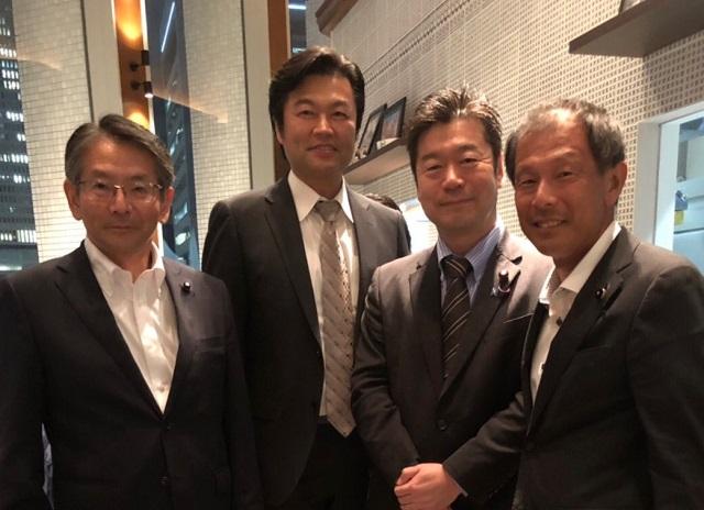 20190830李処長(左二)與加田参議員（右二）、和田議員（右一）及菅谷議員（左一）合影