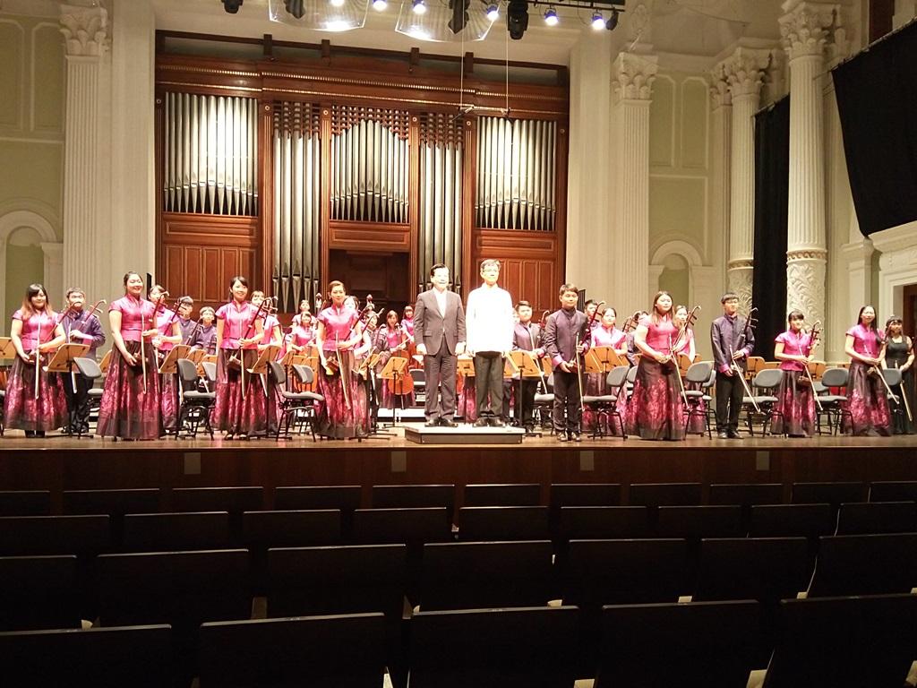 梁國新代表高度肯定「弦歌弓弦樂團」在新加坡之首演。