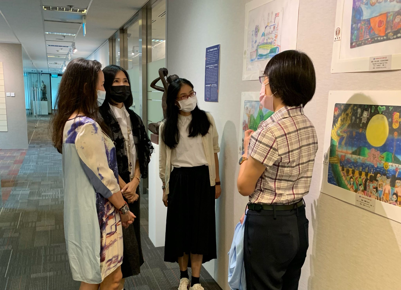 畫家陳玉庭認為，天馬行空的想像力就是孩子最純真的世界，並向可愛的小朋友獻上滿滿的祝福！